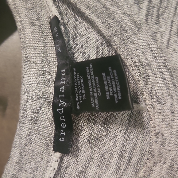 Gray dress - Picture 3 of 3